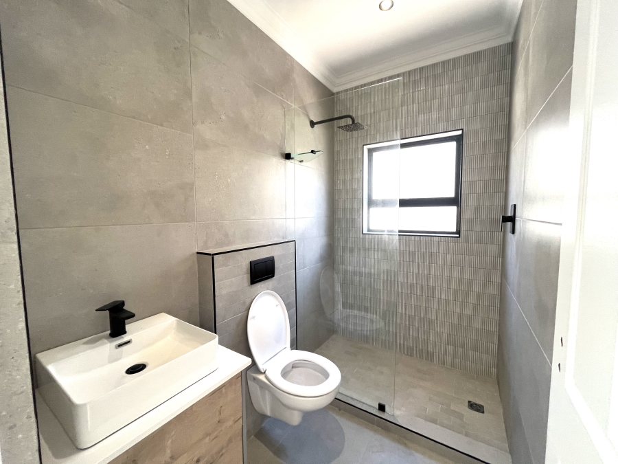 4 Bedroom Property for Sale in Sandown Western Cape